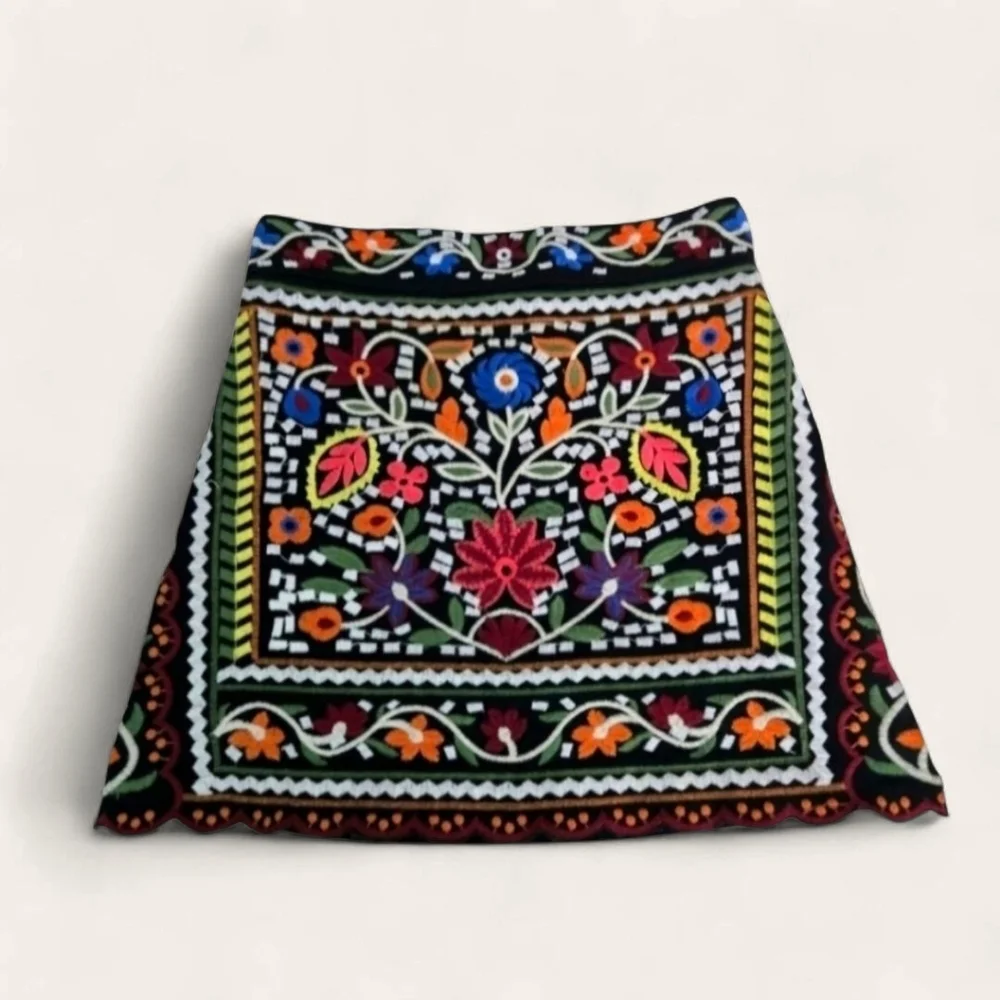 Lulus Embroidered Boho Bohemian Floral Multicolor Skirt Size XS - Picture 3 of 9